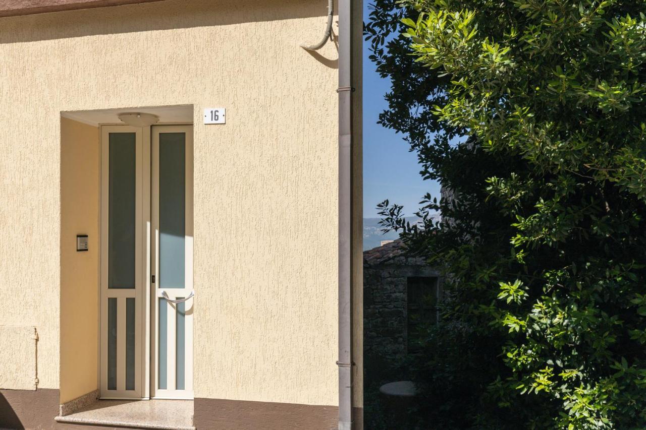 Mansarda Moro Apartment Baunei Exterior photo